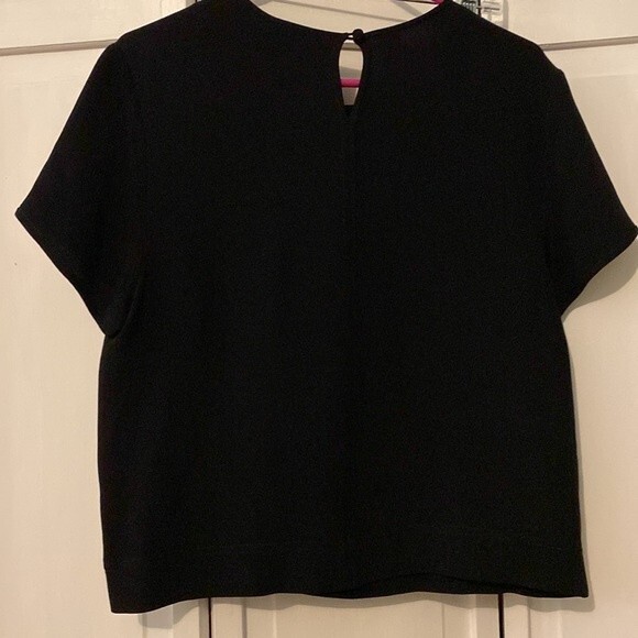 100% silk Lord and Taylor blouse. Size 8 - Picture 5 of 6